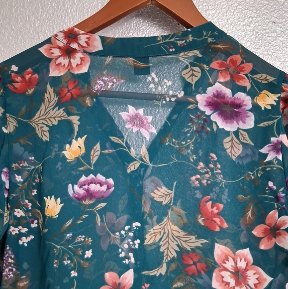 Floral Teal Button-Up Women's Top - Picture 12 of 14